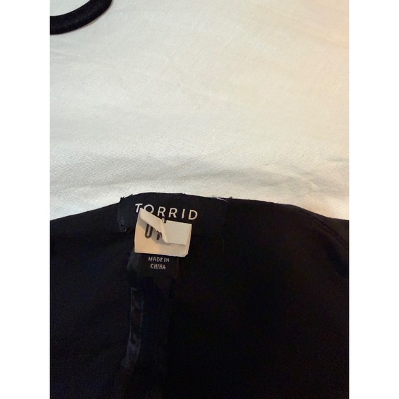 Torrid Black Womens Cropped Peplum‎ Blazer Jacket Size 0 - Picture 7 of 8